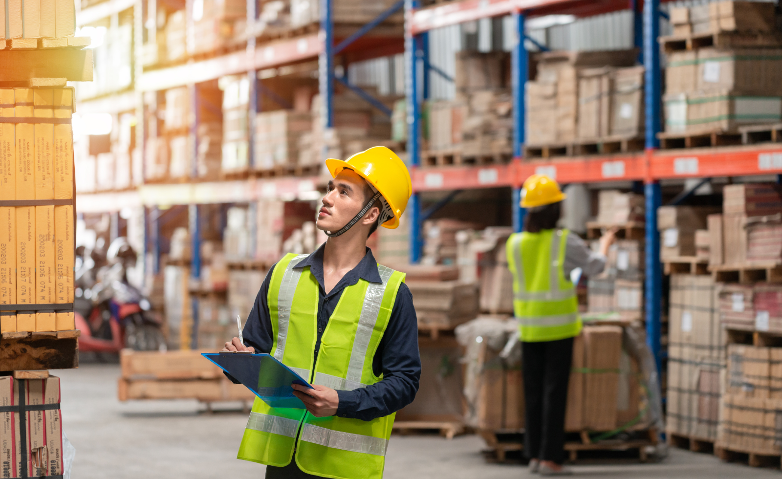 ADVANTUM Warehouse